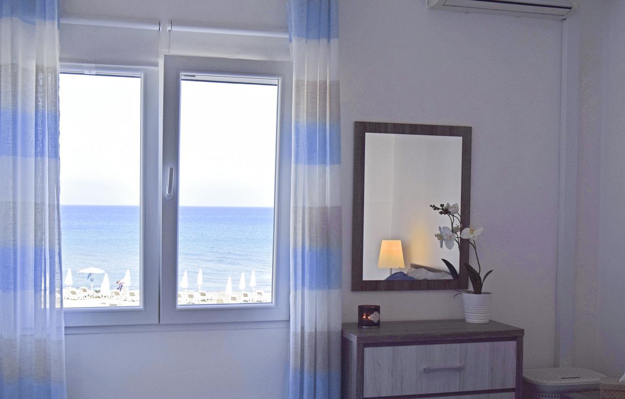 Mackenzie Beach Zen-Apartment Larnaca Esterno foto
